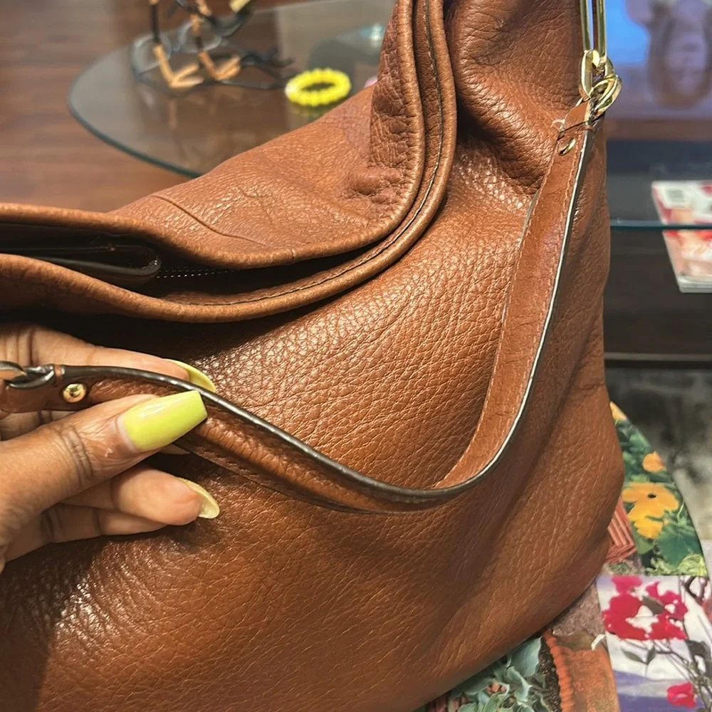 Authentic Coach pebble brown LEATHER BAG With clean inside. - Picture 8 of 11